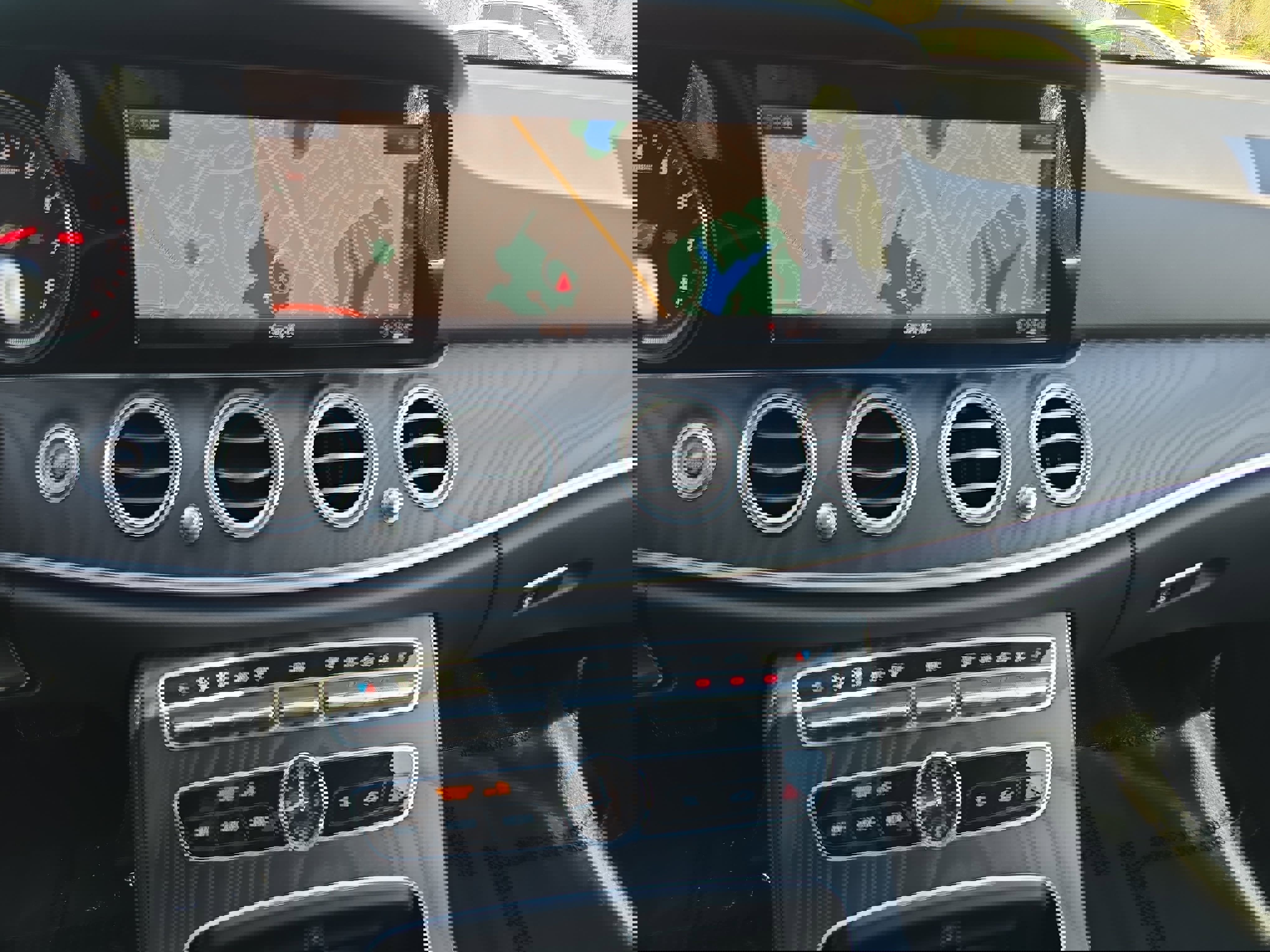 Used 2019 Mercedes-Benz E 300 4MATIC image 20