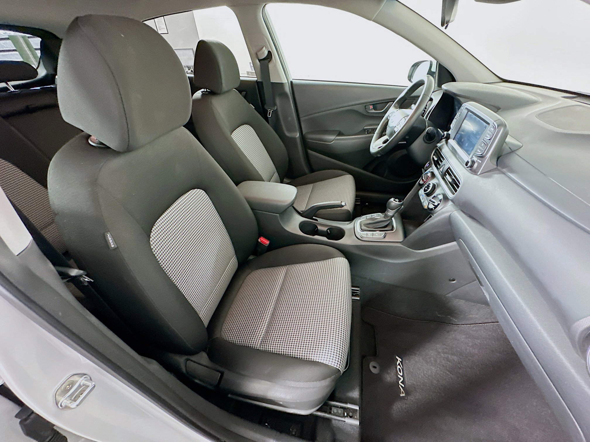 Used 2020 Hyundai Kona SEL image 28