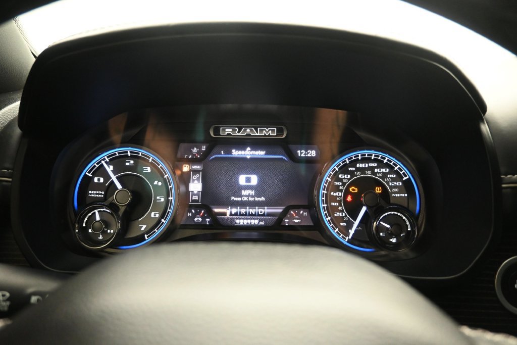 Used 2019 RAM 1500 Limited AWD/4WD image 15