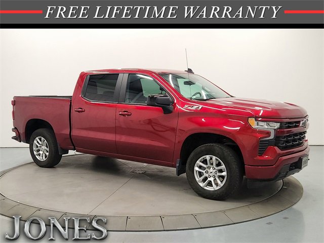 Used 2024 Chevrolet Silverado 1500 RST image 1