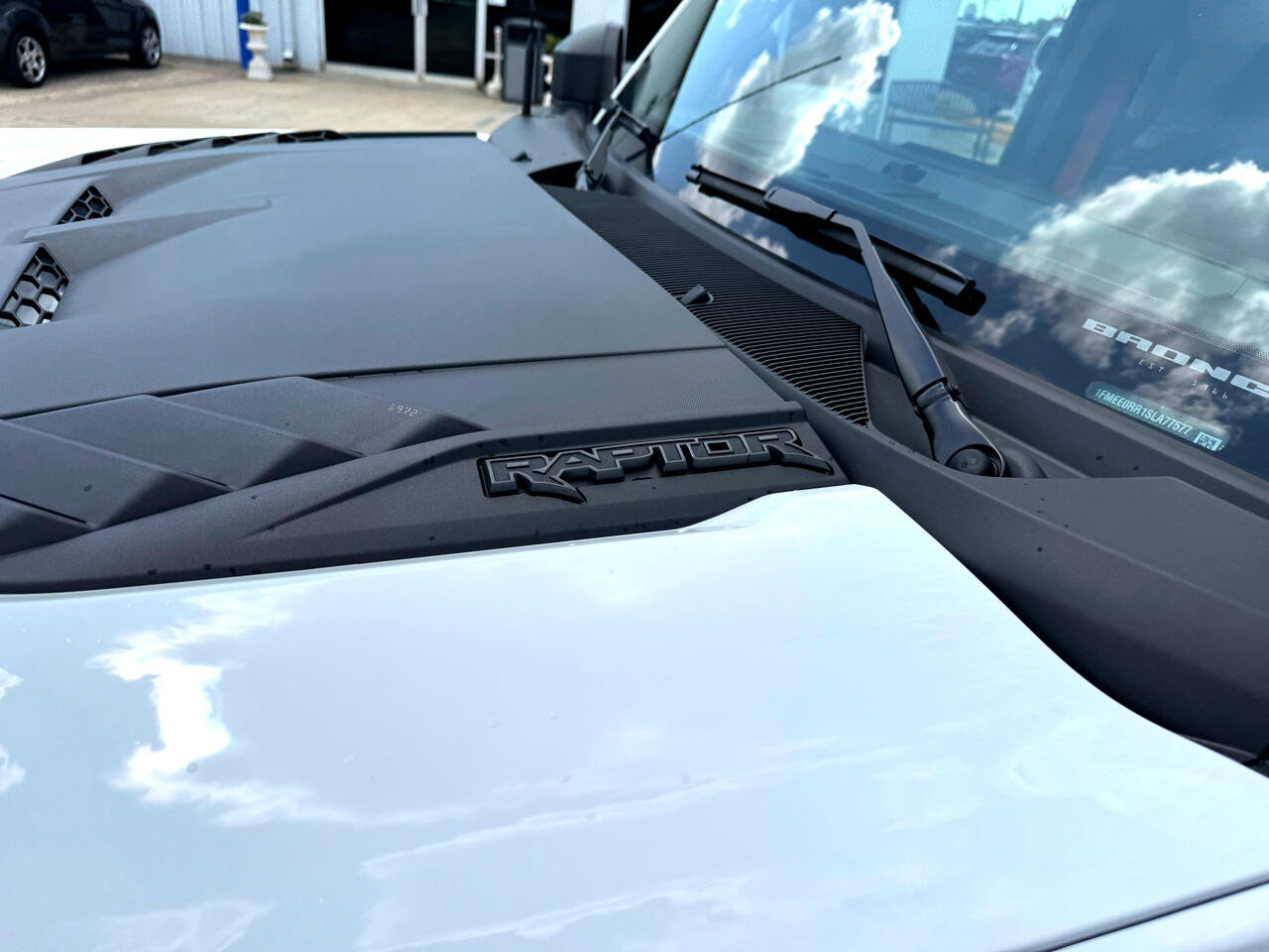 New 2025 Ford Bronco Raptor image 17