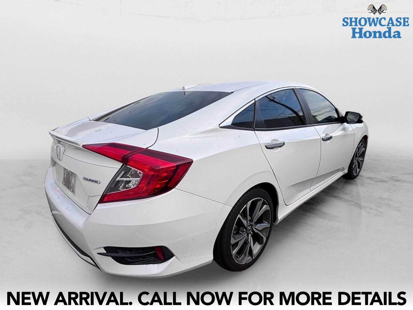 Used 2019 Honda Civic Touring image 5
