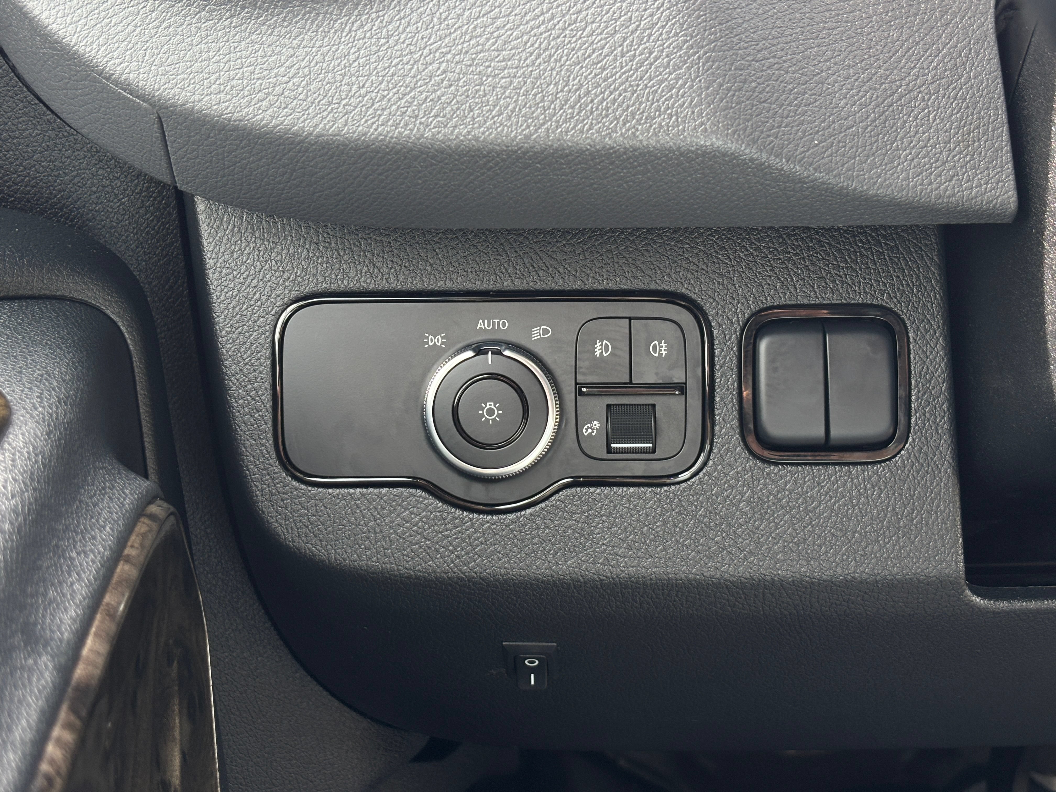 Used 2020 Mercedes-Benz Sprinter 3500 image 32
