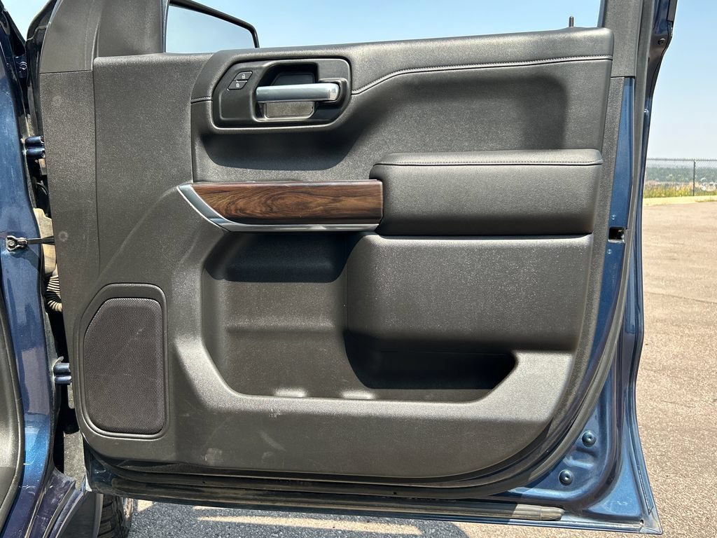 Used 2019 GMC Sierra 1500 SLT w/ SLT Convenience Package AWD/4WD image 28