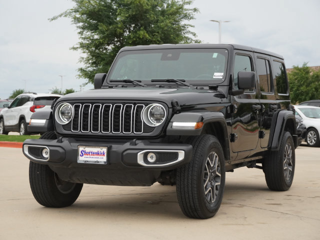 Used 2025 Jeep Wrangler Unlimited Sahara AWD/4WD image 3