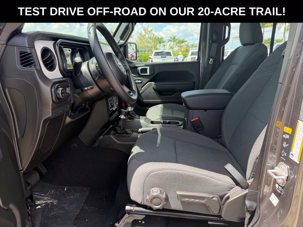 New 2026 Jeep Gladiator Sport AWD/4WD image 10