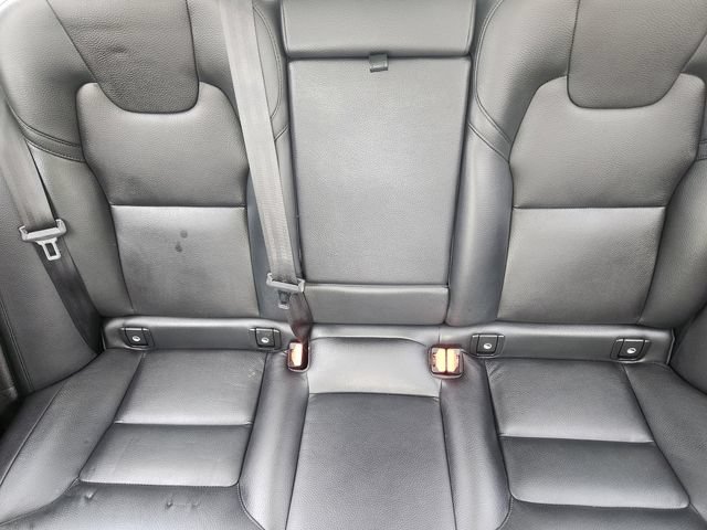 Certified 2023 Volvo XC60 B5 Plus AWD/4WD image 15
