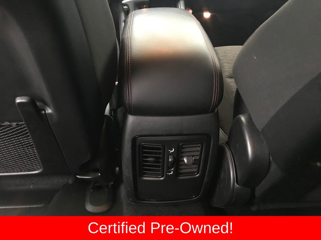 Certified 2025 Dodge Durango GT image 25