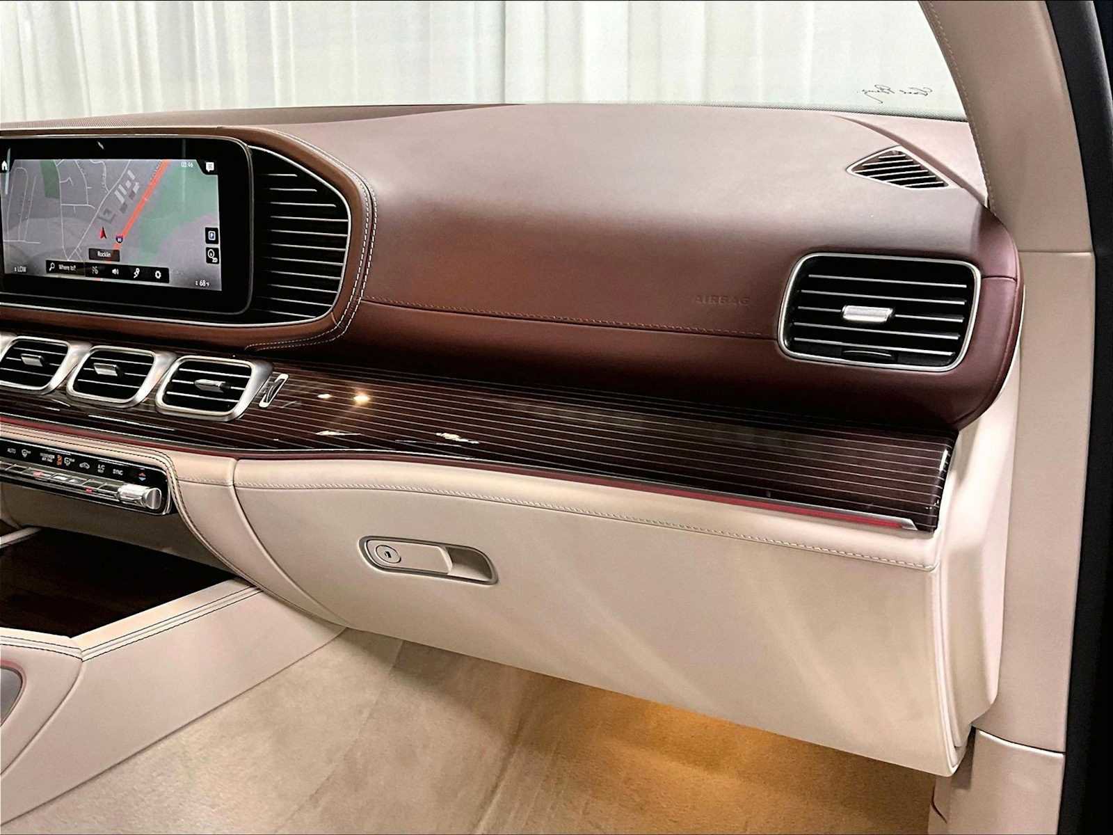 Used 2021 Mercedes-Benz Maybach GLS 600 4MATIC image 28