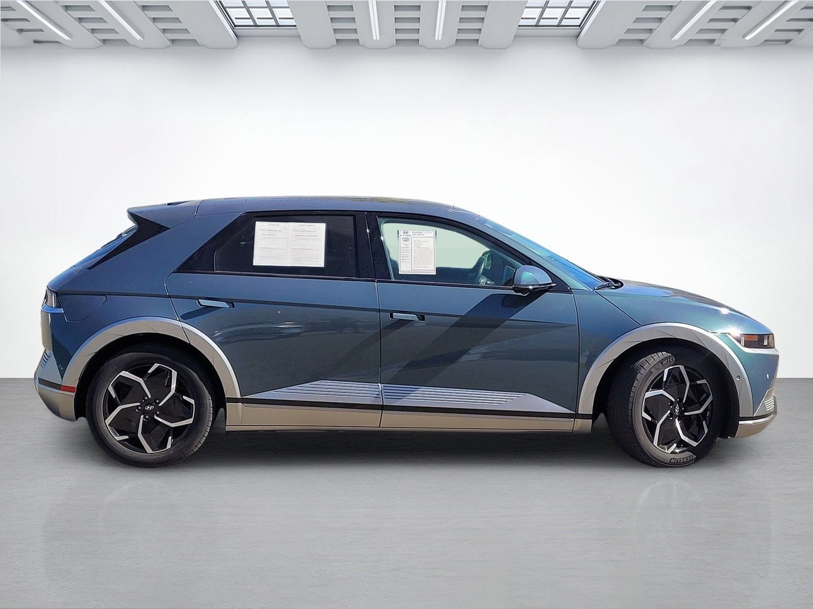 Certified 2024 Hyundai Ioniq 5 Limited RWD image 11