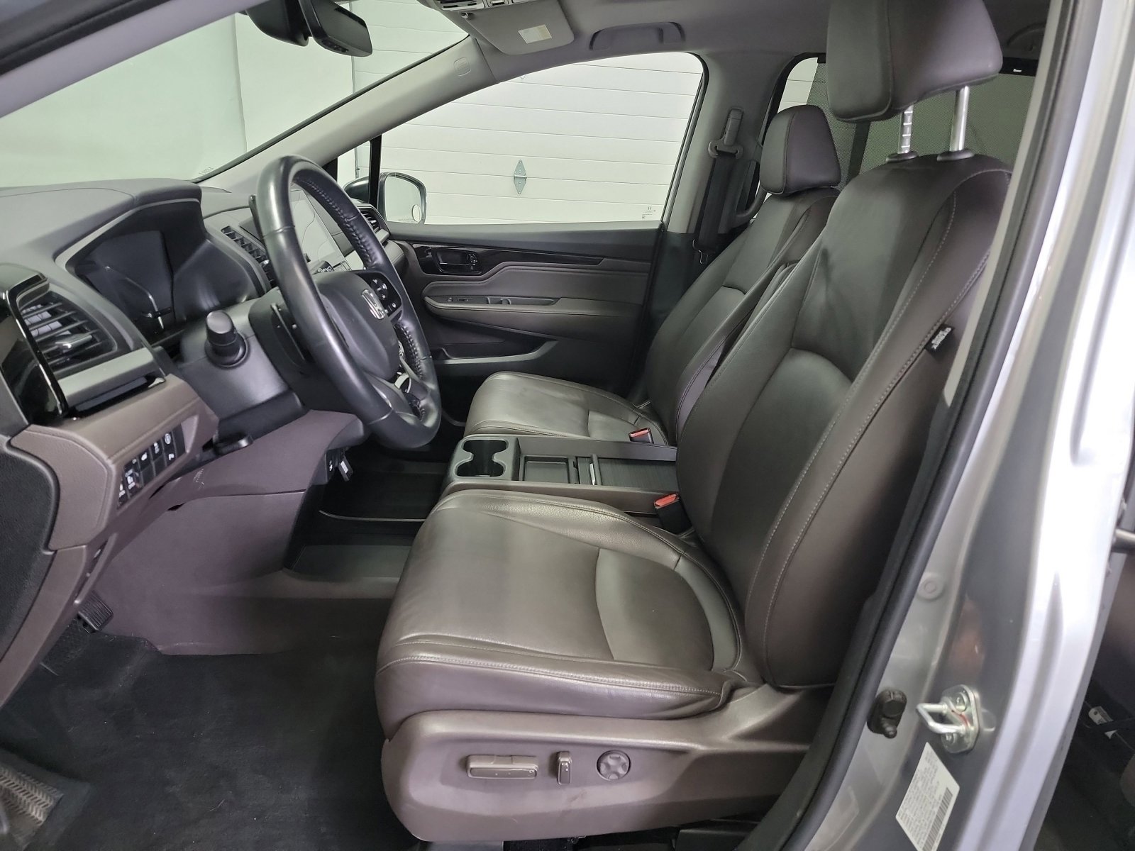 Used 2023 Honda Odyssey Touring image 12