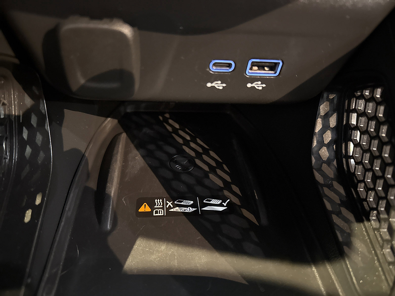 Used 2024 Chevrolet TrailBlazer LT w/ Convenience Package image 40