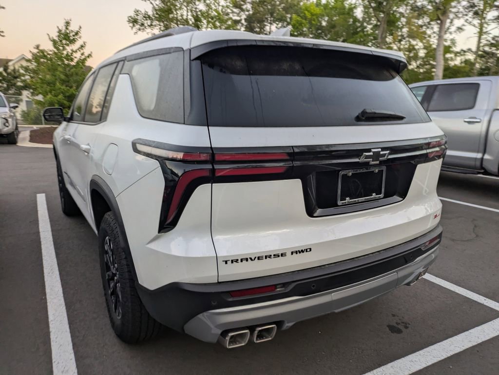 Used 2024 Chevrolet Traverse Z71 w/ LPO, Floor Liner Package image 4