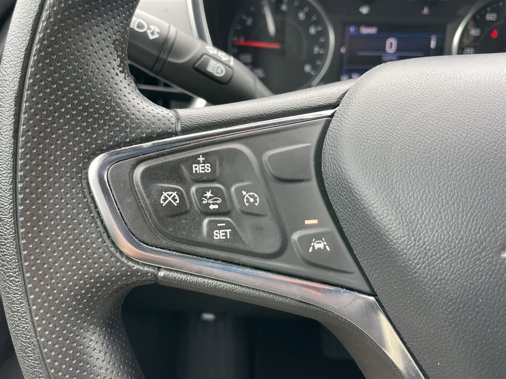 Used 2023 Chevrolet Equinox LT image 34