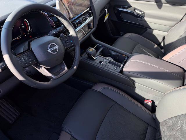 New 2026 Nissan Pathfinder Platinum w/ Cargo Package FWD image 17