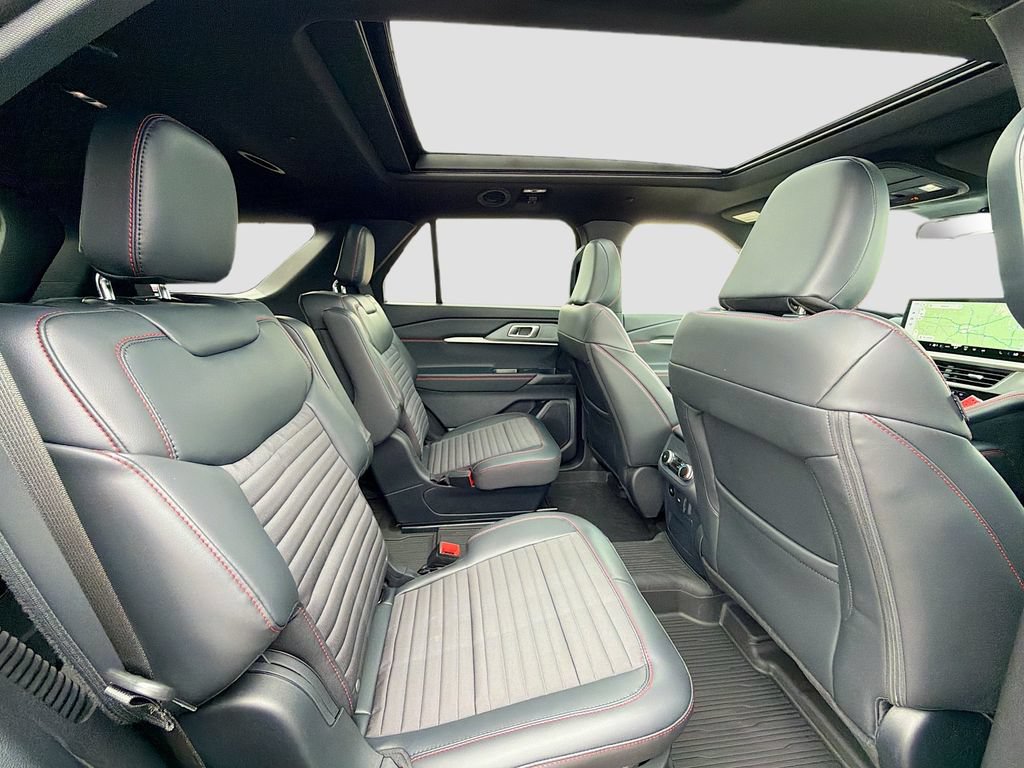 New 2026 Ford Explorer ST-Line AWD/4WD image 32