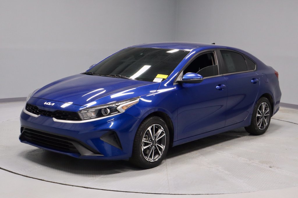 Used 2024 Kia Forte LXS w/ LXS Technology Package FWD image 7