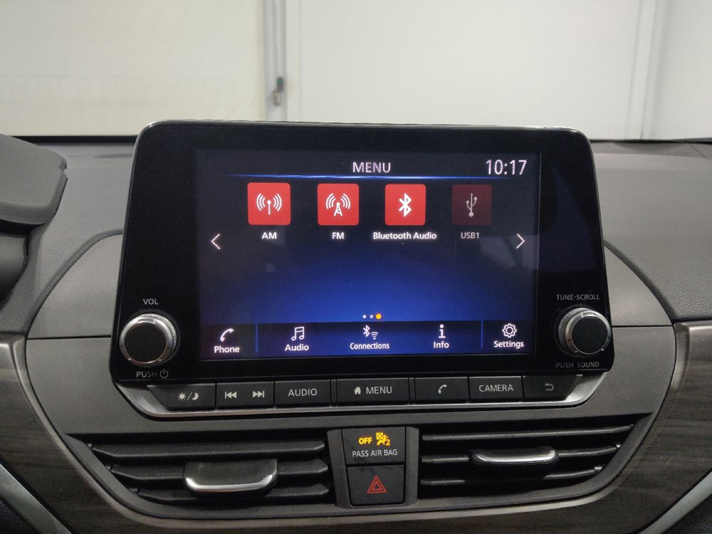 Used 2024 Nissan Altima 2.5 SV AWD/4WD image 25