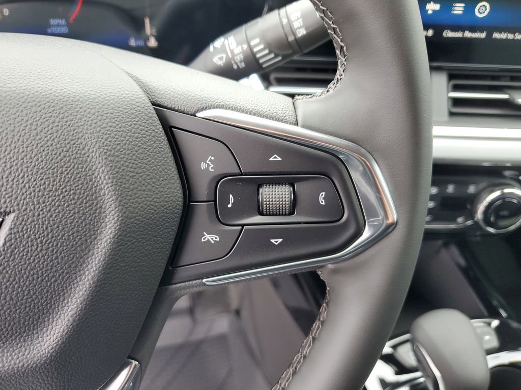 New 2026 Chevrolet Trax LT image 19