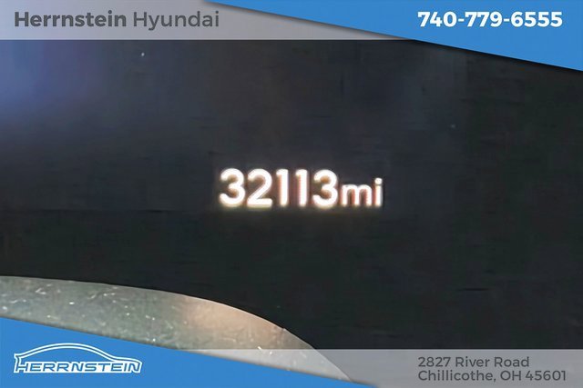 Used 2024 Buick Encore GX Sport Touring w/ Comfort Package image 7