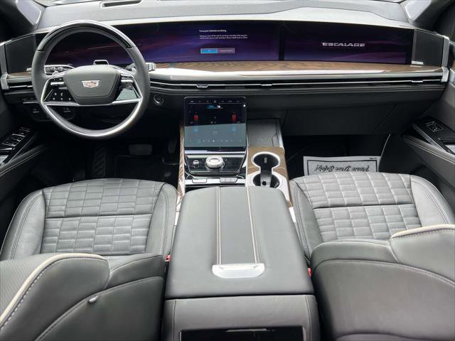 Used 2026 Cadillac Escalade ESV Platinum Sport w/ LPO, ONYX Package image 17