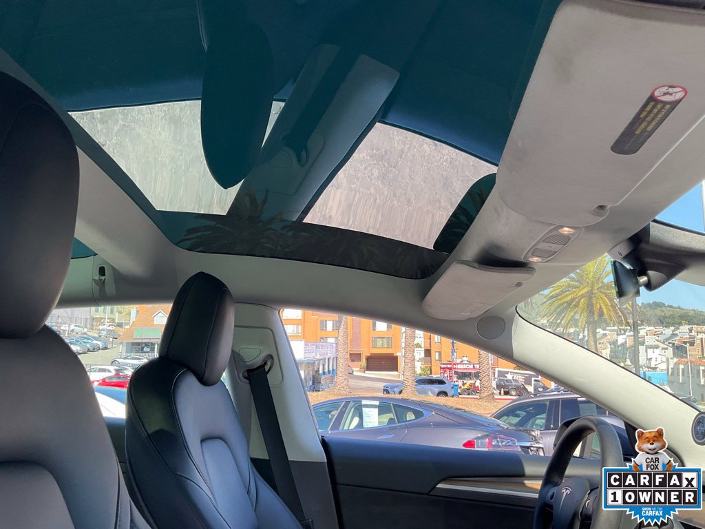 Used 2022 Tesla Model 3 Long Range AWD/4WD image 70