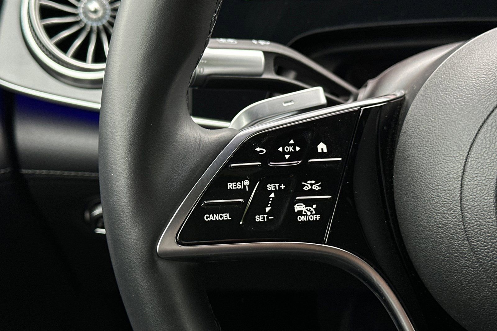 Certified 2023 Mercedes-Benz EQS 580 4MATIC Sedan image 28