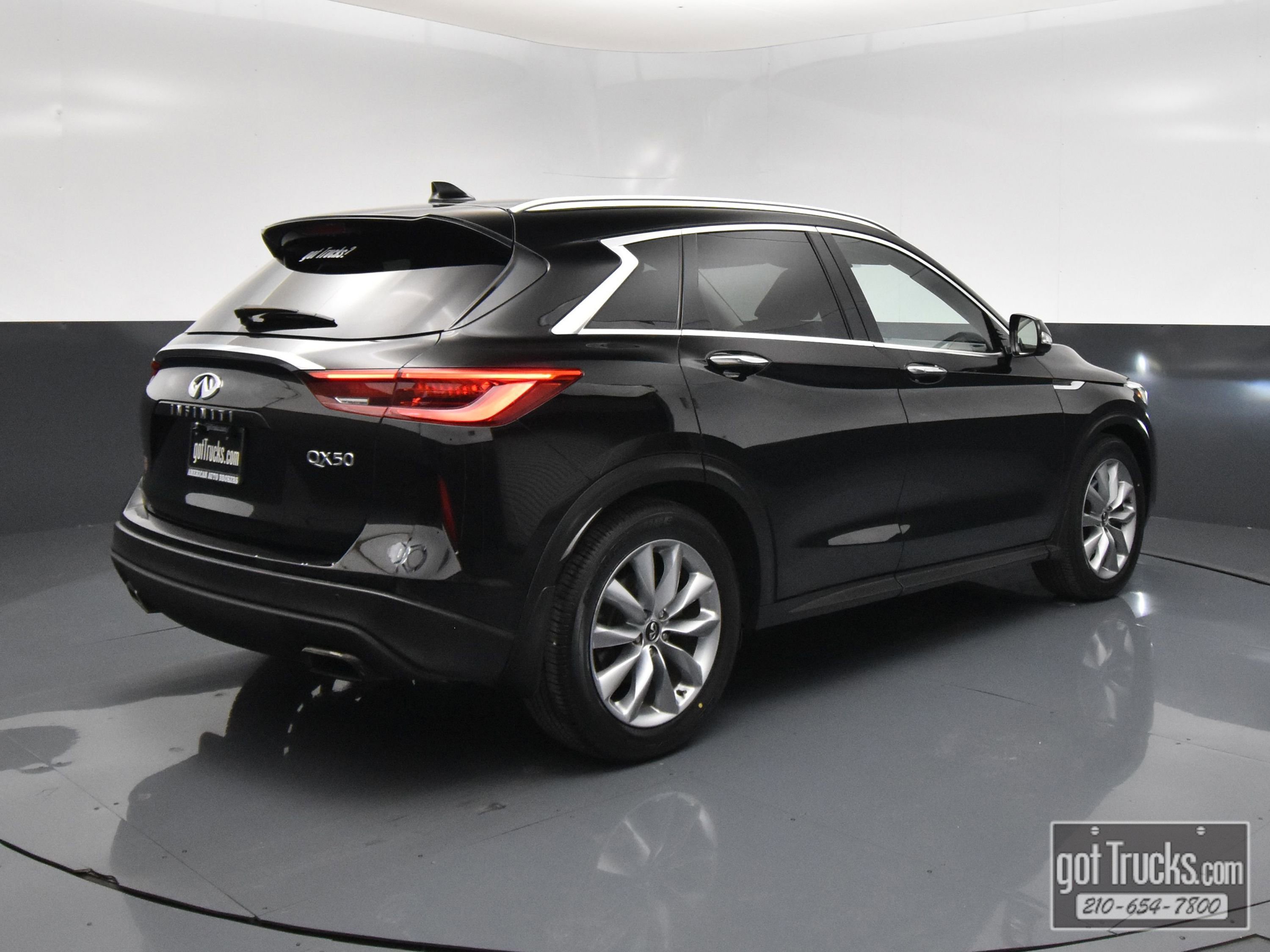Used 2019 INFINITI QX50 Essential w/ Proactive Package FWD image 46