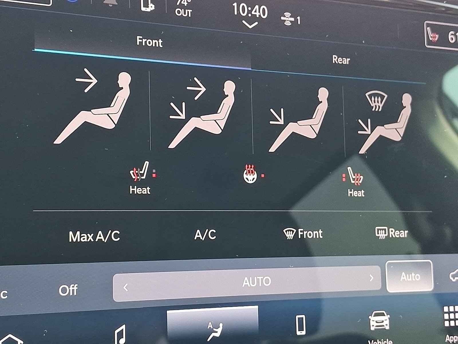 Used 2024 Chrysler Pacifica Touring-L FWD image 25