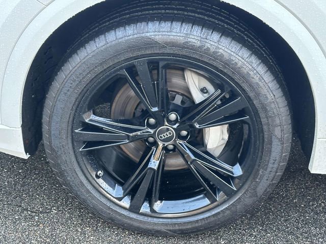 Used 2023 Audi Q8 Premium w/ Convenience Package image 10