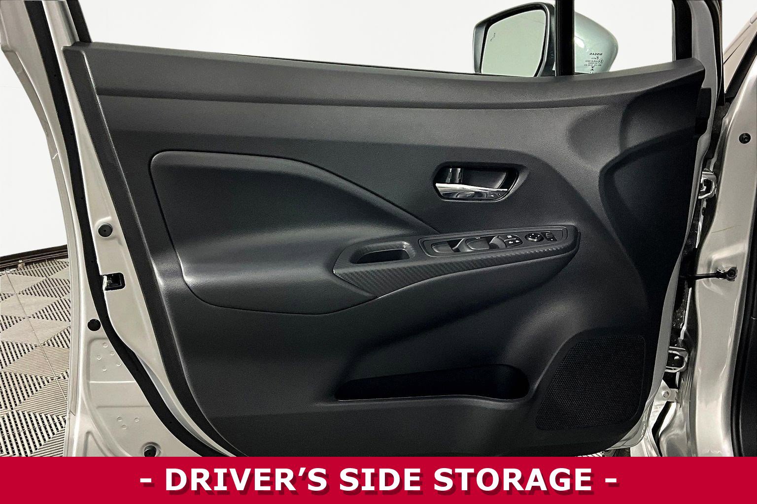 Certified 2025 Nissan Versa SV w/ Trunk Package image 21