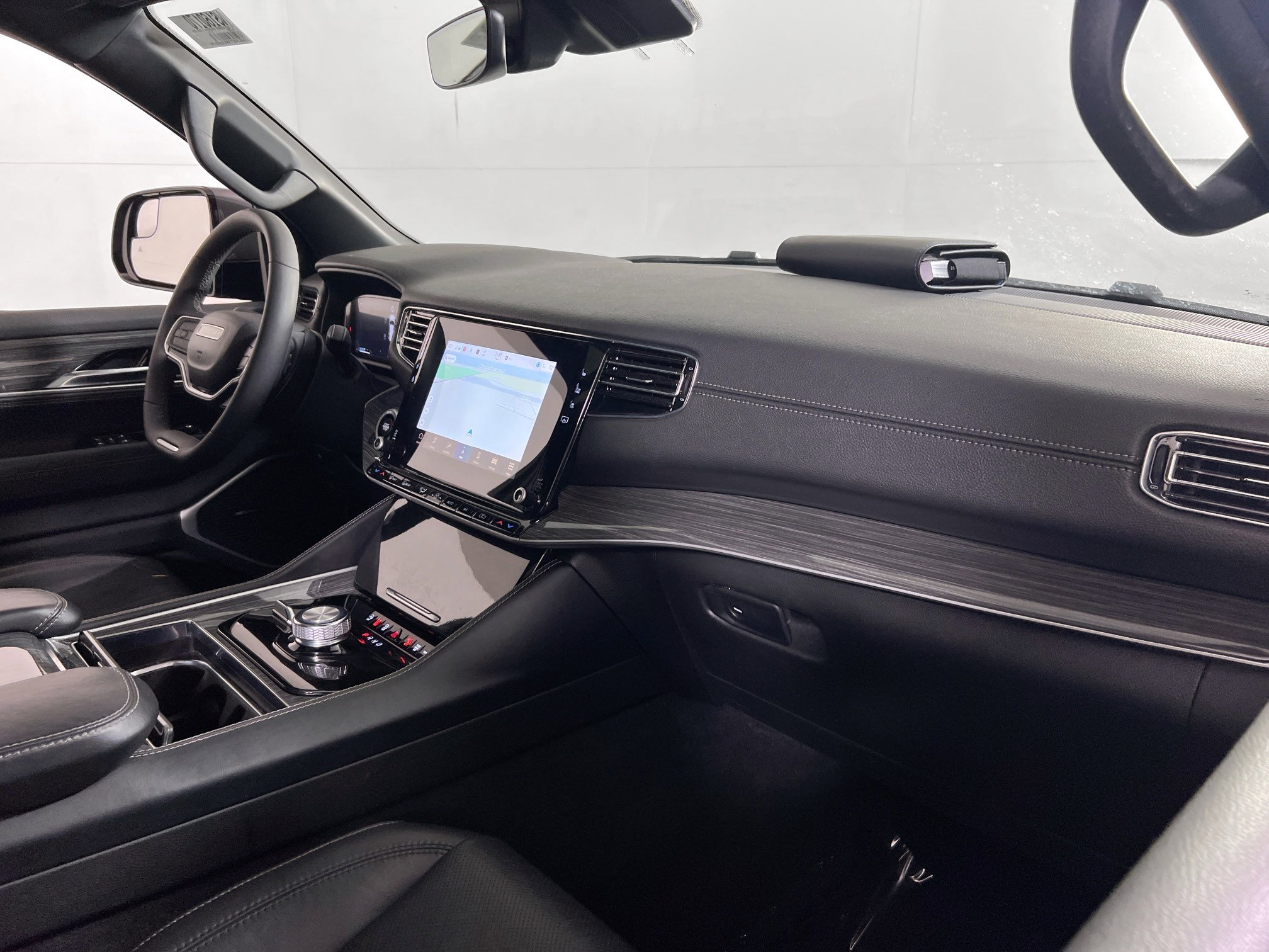 Used 2022 Jeep Wagoneer Series II w/ Premium Group I image 30