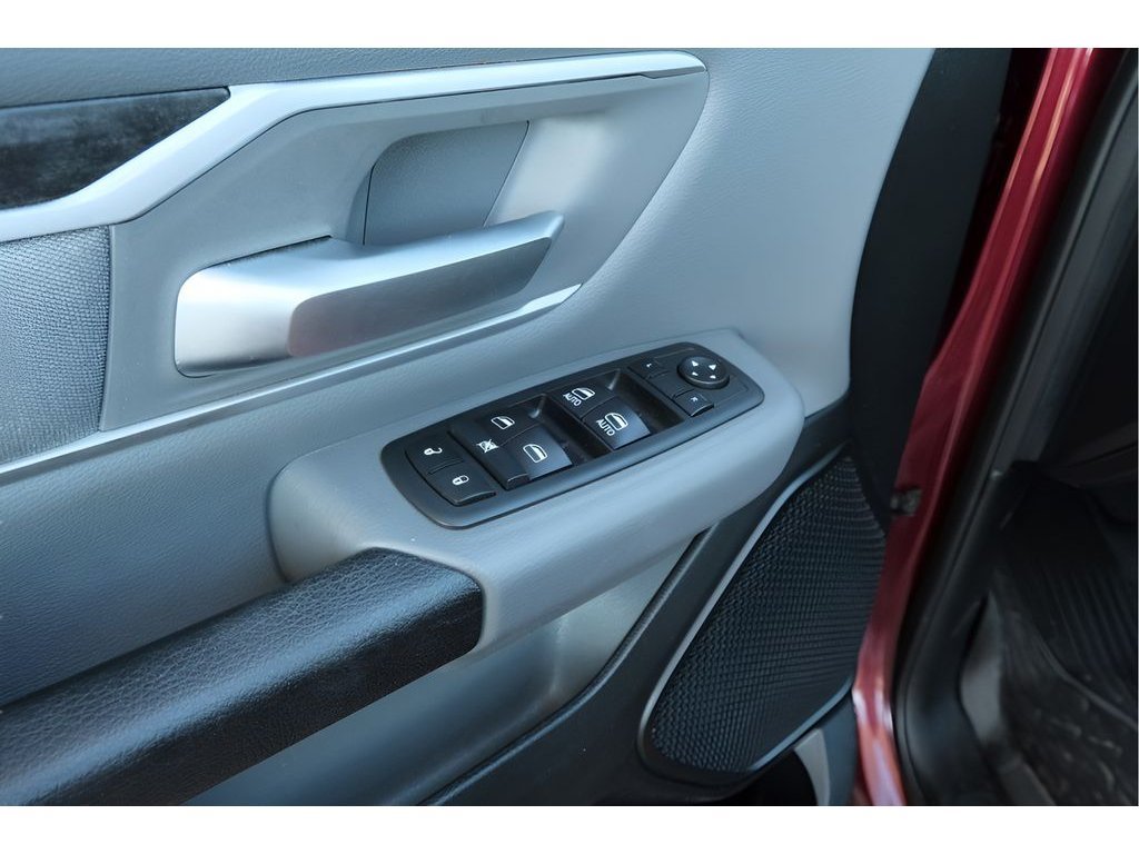 Used 2021 RAM 1500 Big Horn AWD/4WD image 7