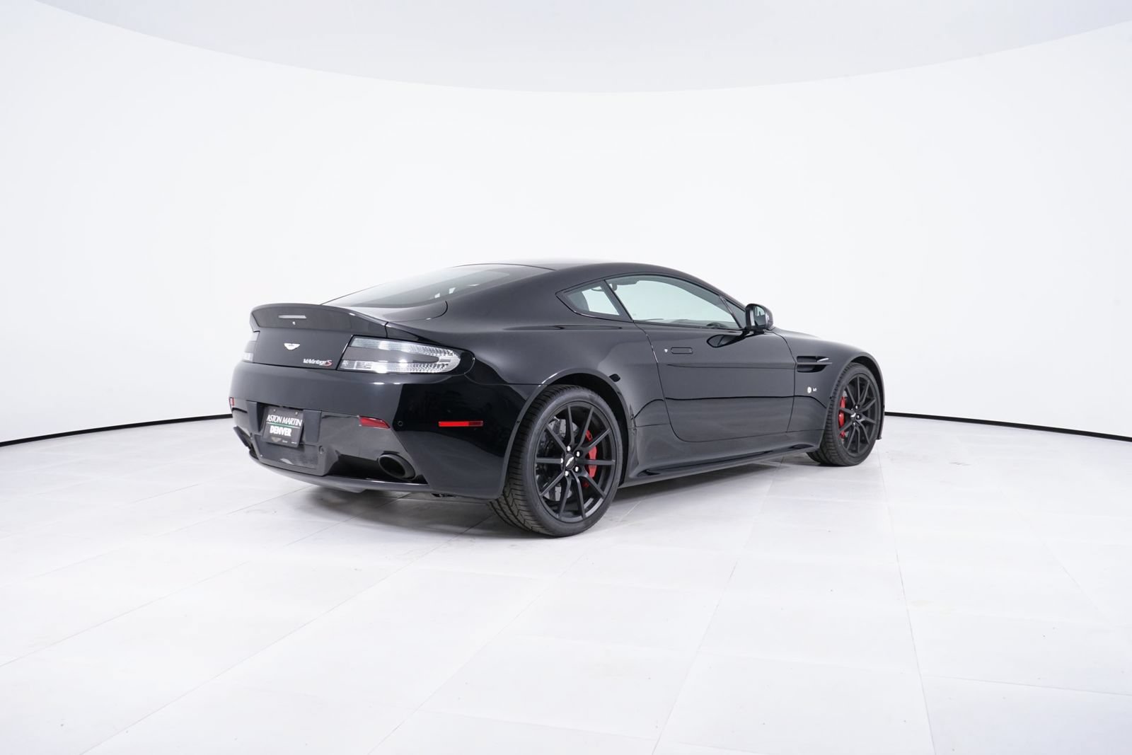 Used 2015 Aston Martin V12 Vantage S RWD image 7