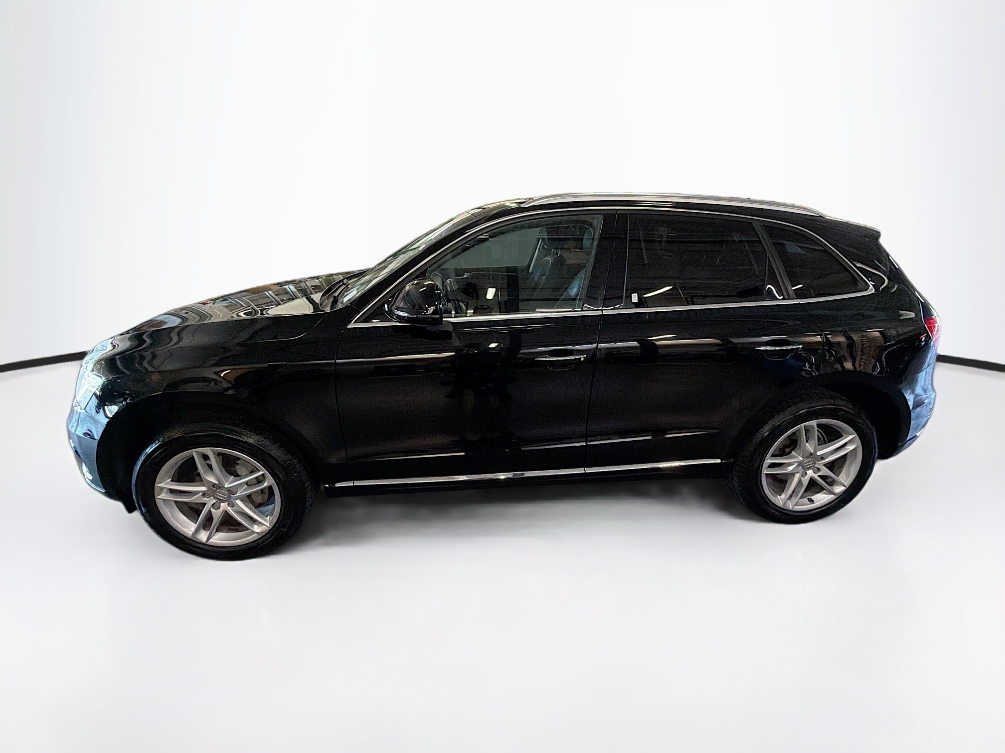 Used 2017 Audi Q5 2.0T Premium AWD/4WD image 4