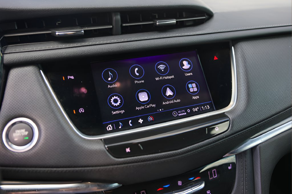Certified 2024 Cadillac XT5 Luxury FWD image 16
