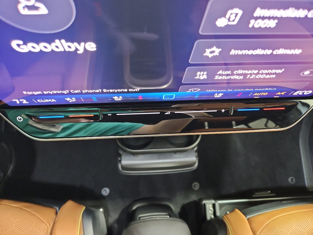 New 2025 Volkswagen ID. Buzz Pro S image 27