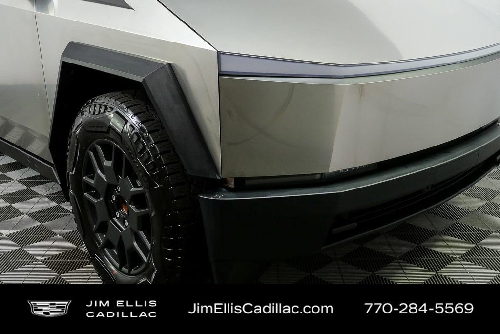 Used 2024 Tesla Cybertruck AWD Crew Cab image 37