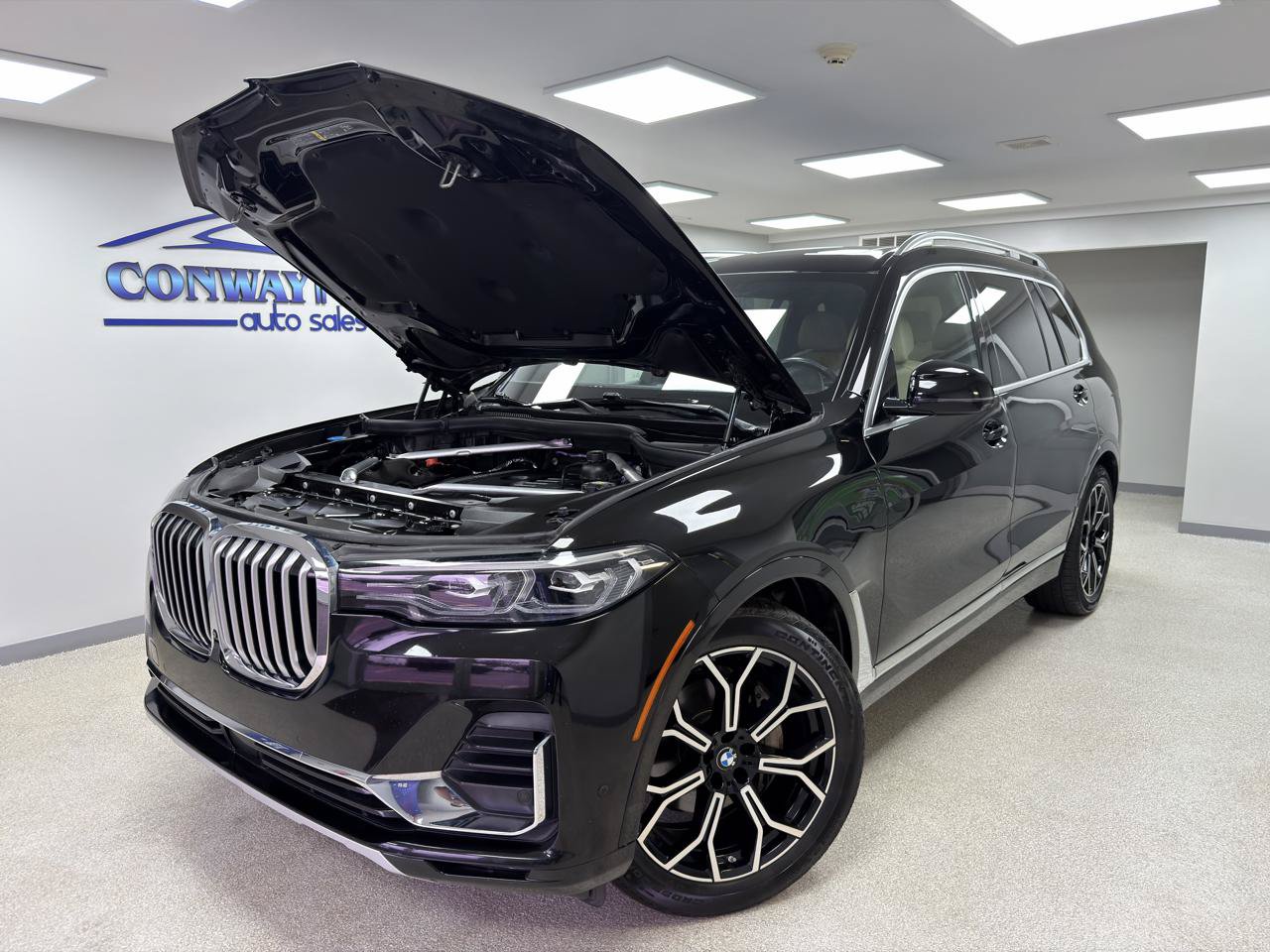 Used 2021 BMW X7 xDrive40i w/ Executive Package AWD/4WD image 35