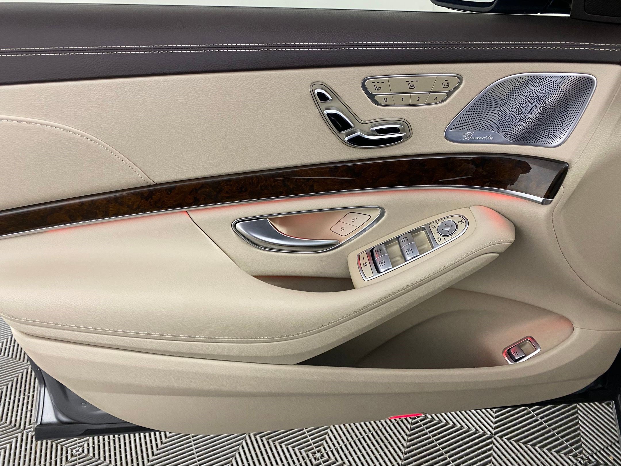 Used 2015 Mercedes-Benz S 550 4MATIC Sedan image 11