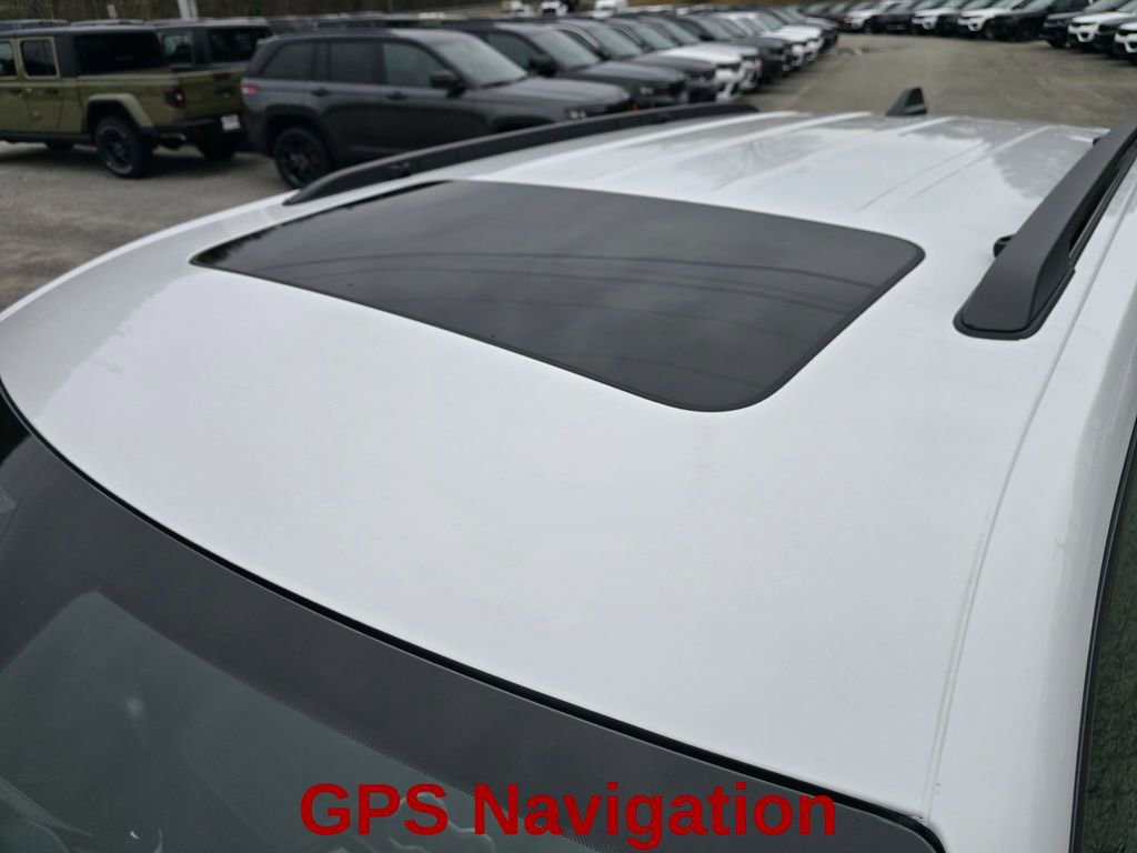 New 2026 Jeep Grand Cherokee Altitude AWD/4WD image 22