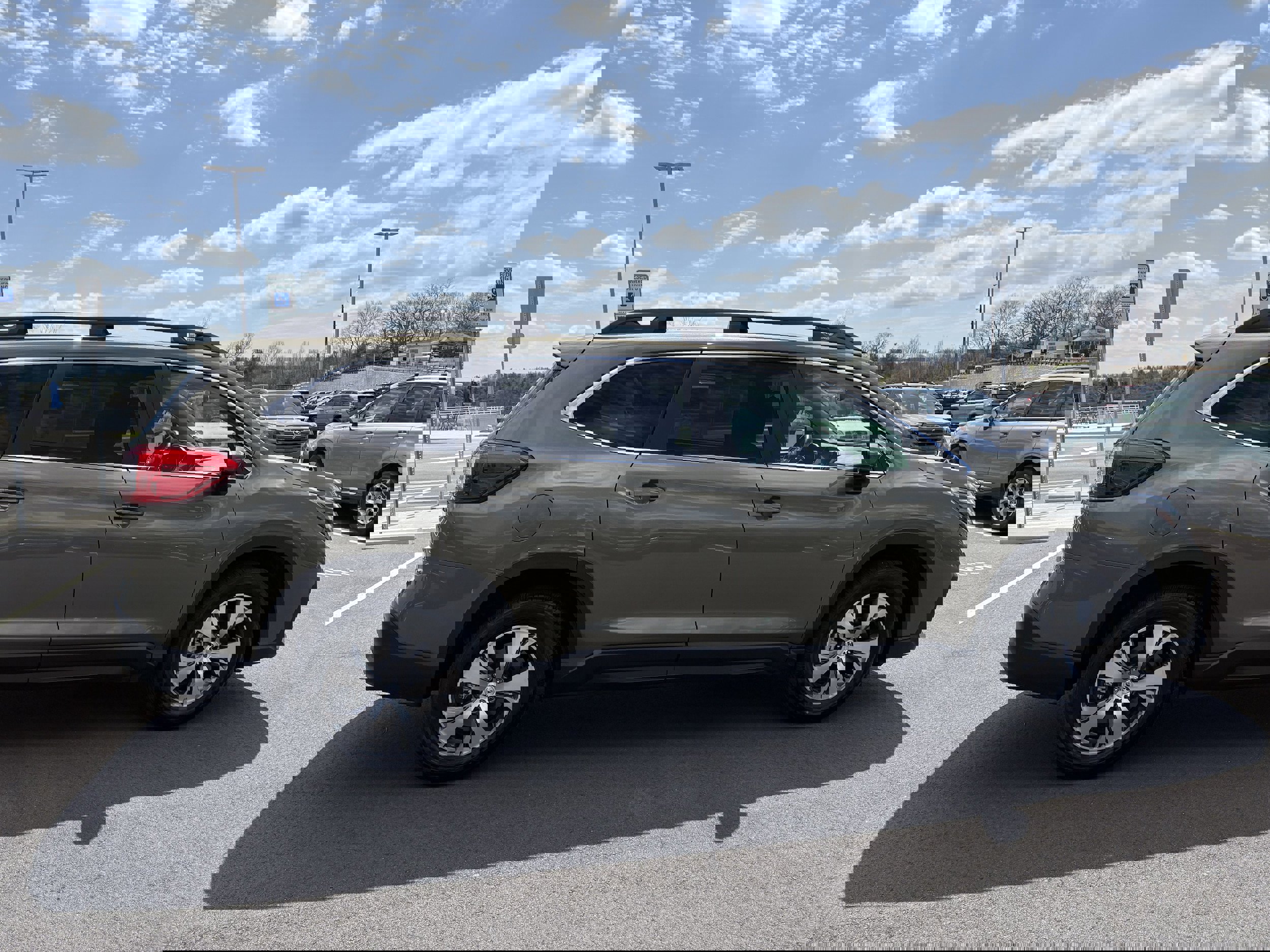 Certified 2025 Subaru Ascent Premium image 8