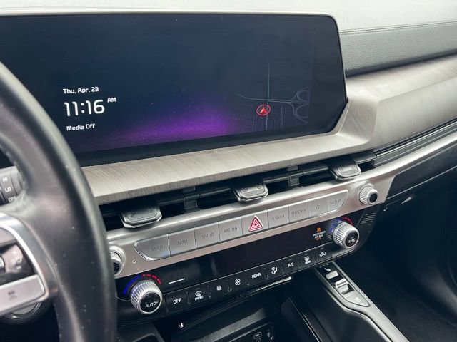 Certified 2023 Kia Telluride EX w/ EX Captain's Chair Package FWD image 21
