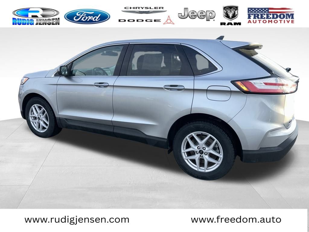 Used 2024 Ford Edge SEL image 10