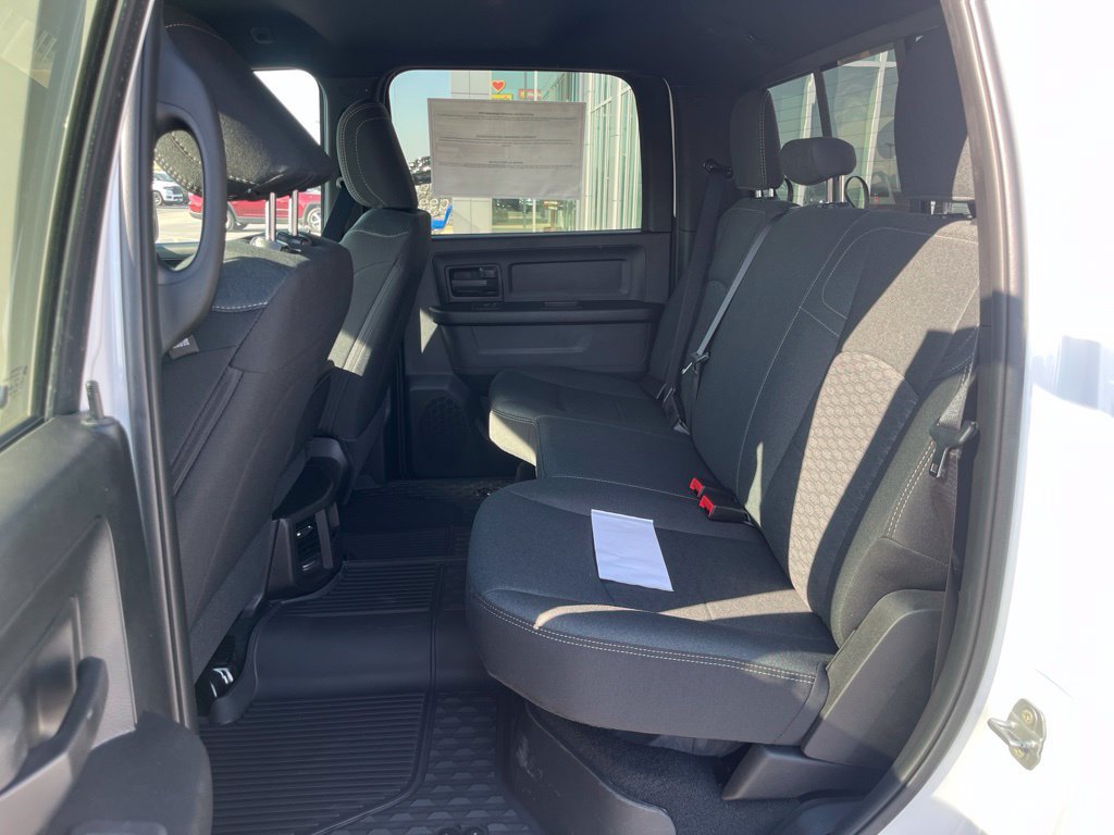 New 2026 RAM 3500 Tradesman AWD/4WD image 24