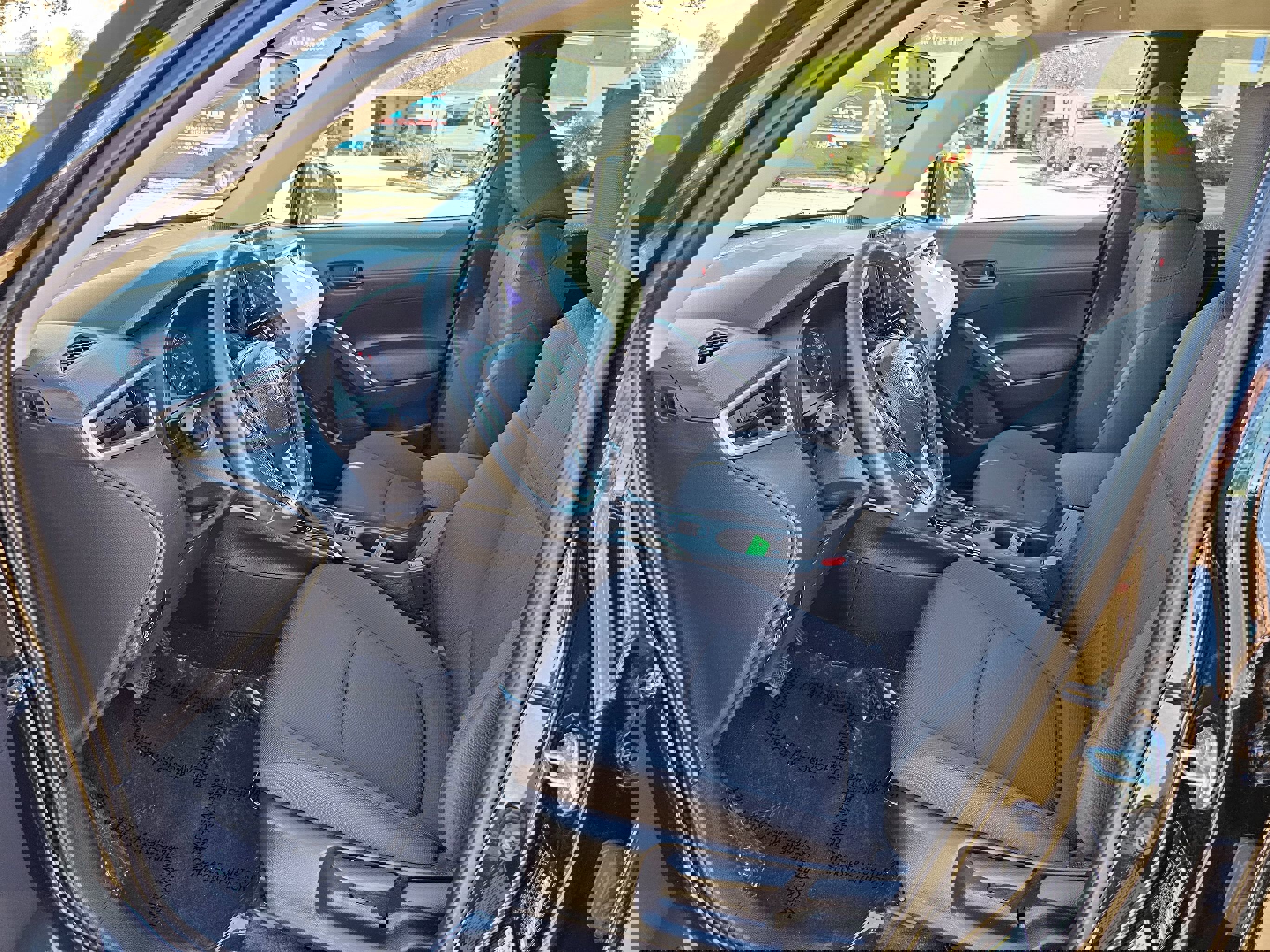 Used 2024 Toyota Corolla Cross LE image 16