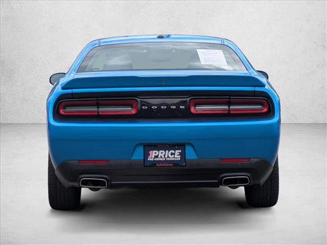 Used 2019 Dodge Challenger SXT w/ Driver Convenience Group image 9