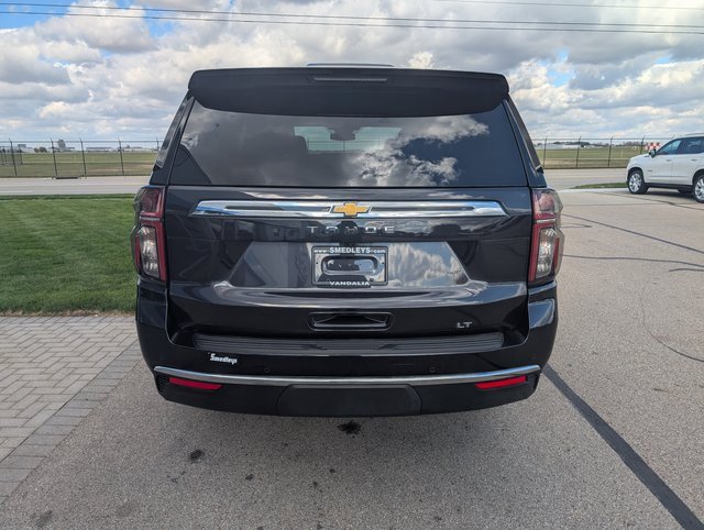 Used 2024 Chevrolet Tahoe LT w/ Luxury Package image 9