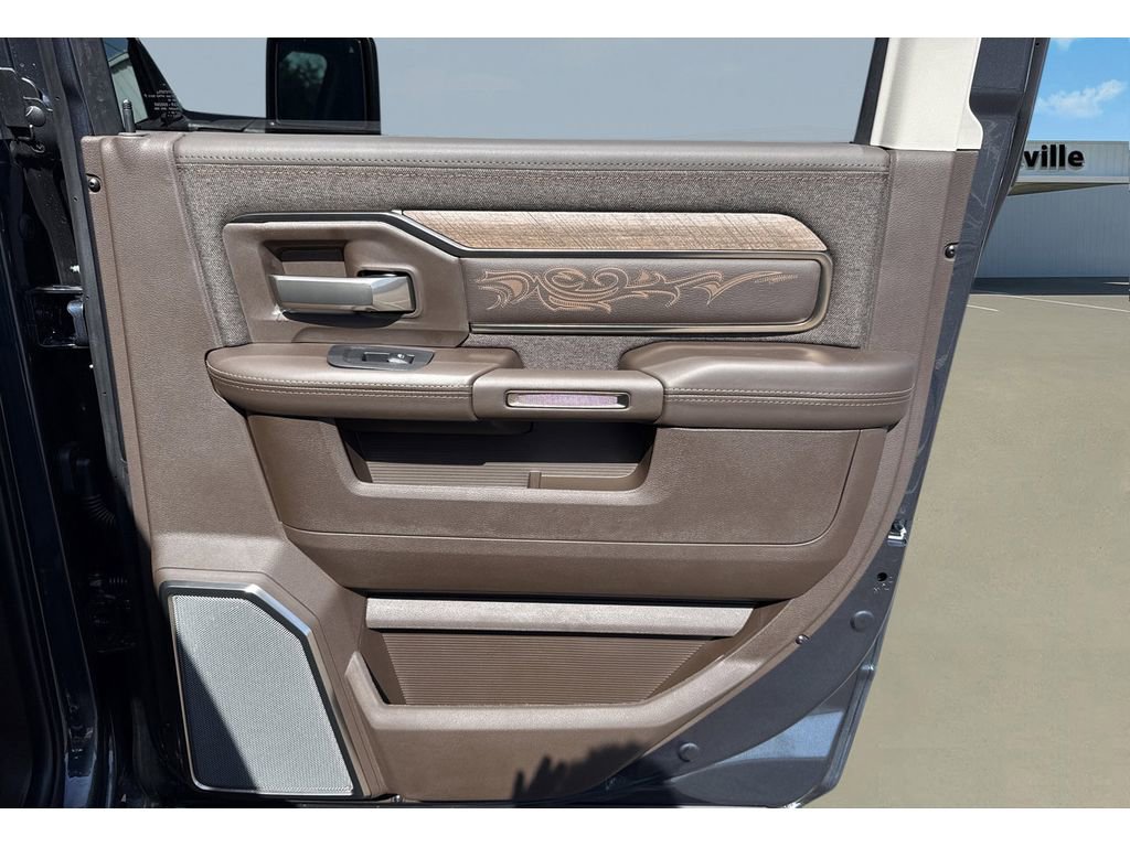 New 2026 RAM 3500 Longhorn image 27