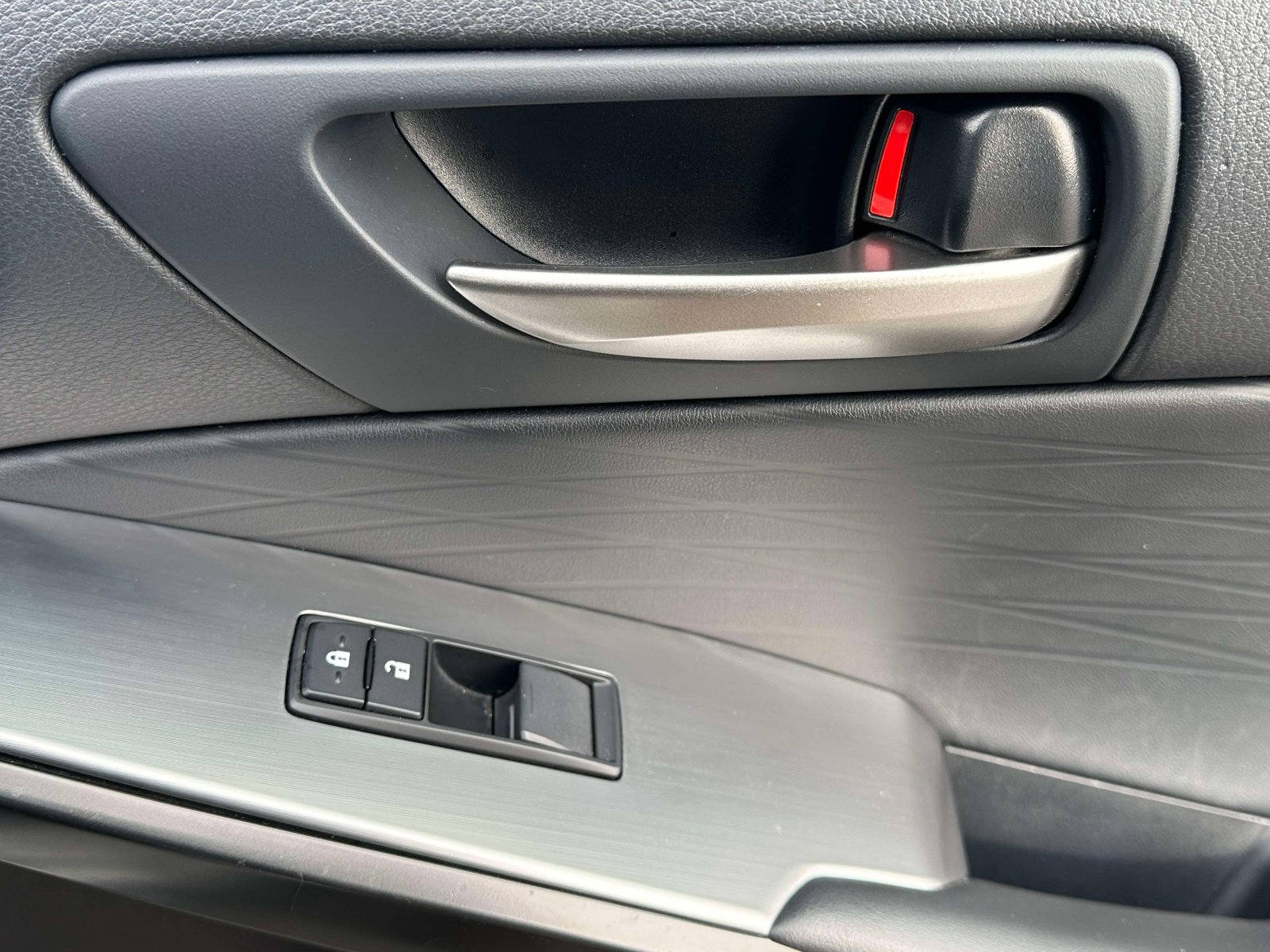 Used 2023 Lexus IS 500 image 27